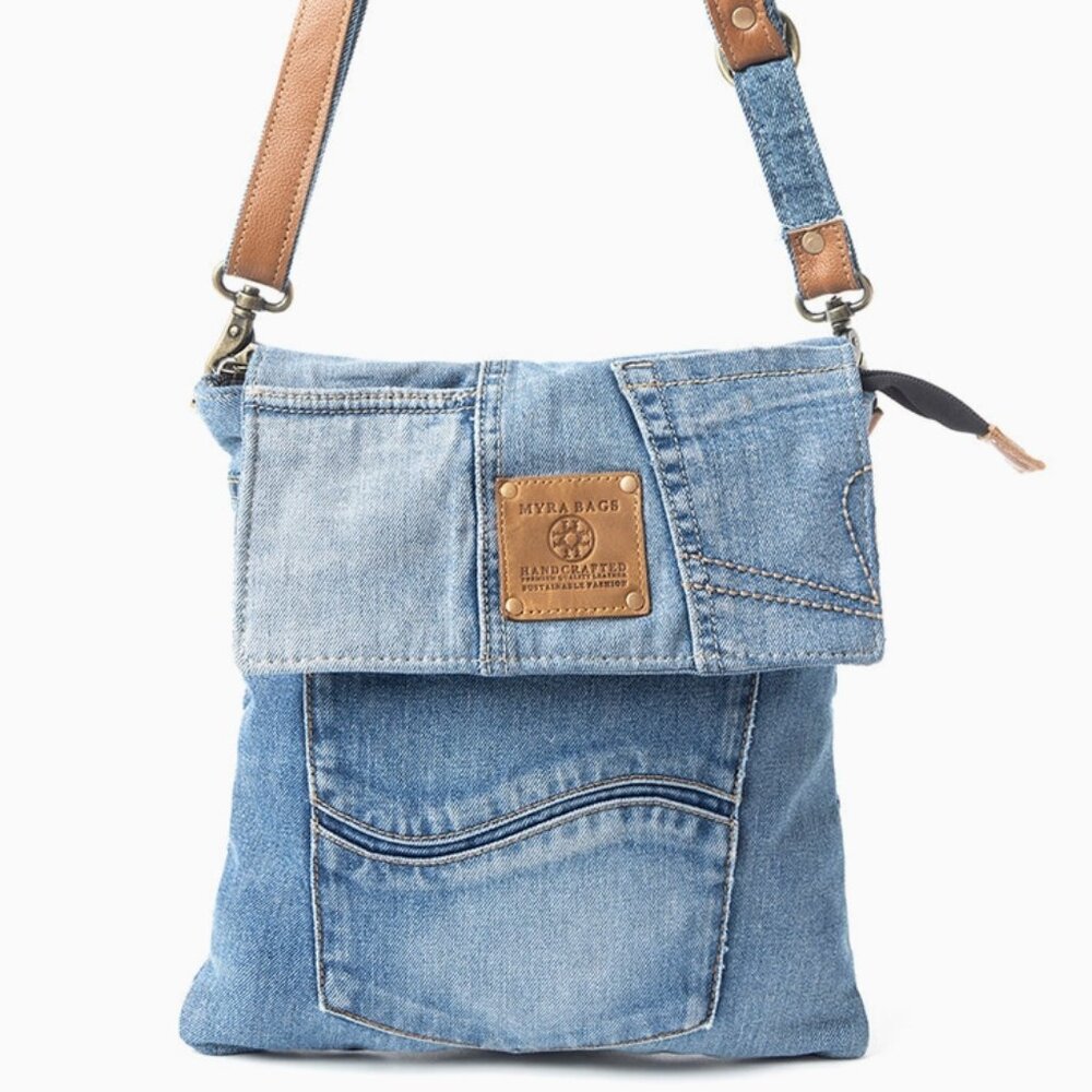 Myra Jaycee's Day Crossbody Bag